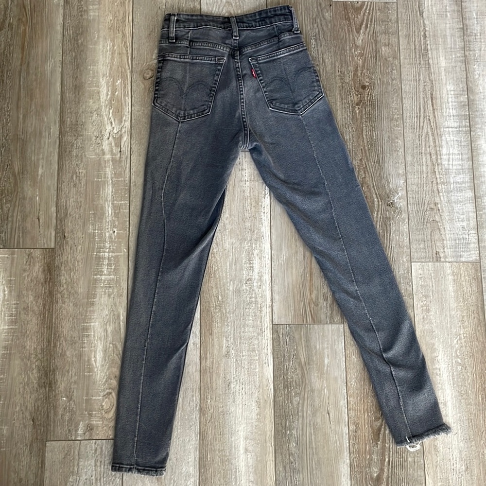 Levi’s high rise skinny jeans